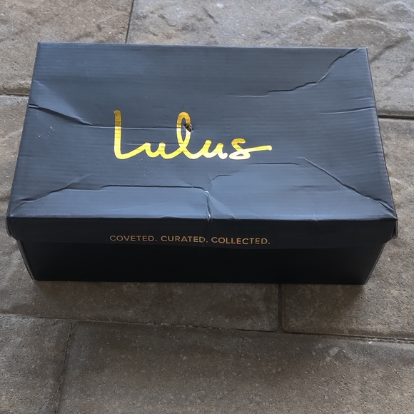 🛑SOLD🛑 Lulu's black heels - Picture 5 of 7